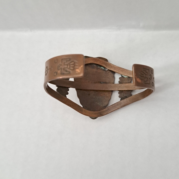 Vintage Native American Copper Cuff Bracelet Turquoise Stone Not Stamped - Picture 3 of 13